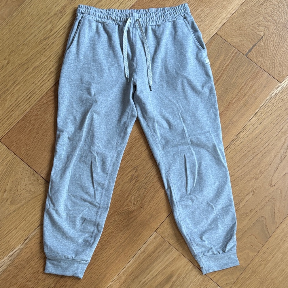Grey Vuori sweatpants, size small